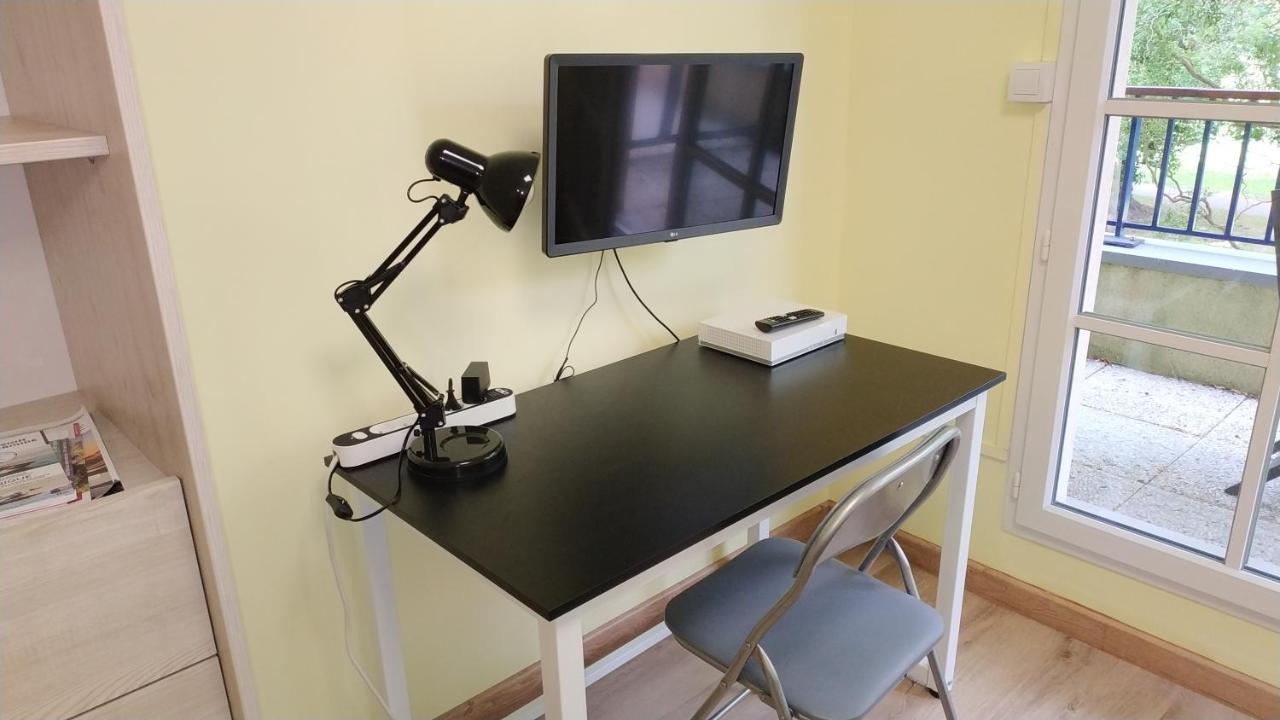 Bonvallet - Studio Paisible Et Chaleureux Avec Balcon Amiens Dış mekan fotoğraf