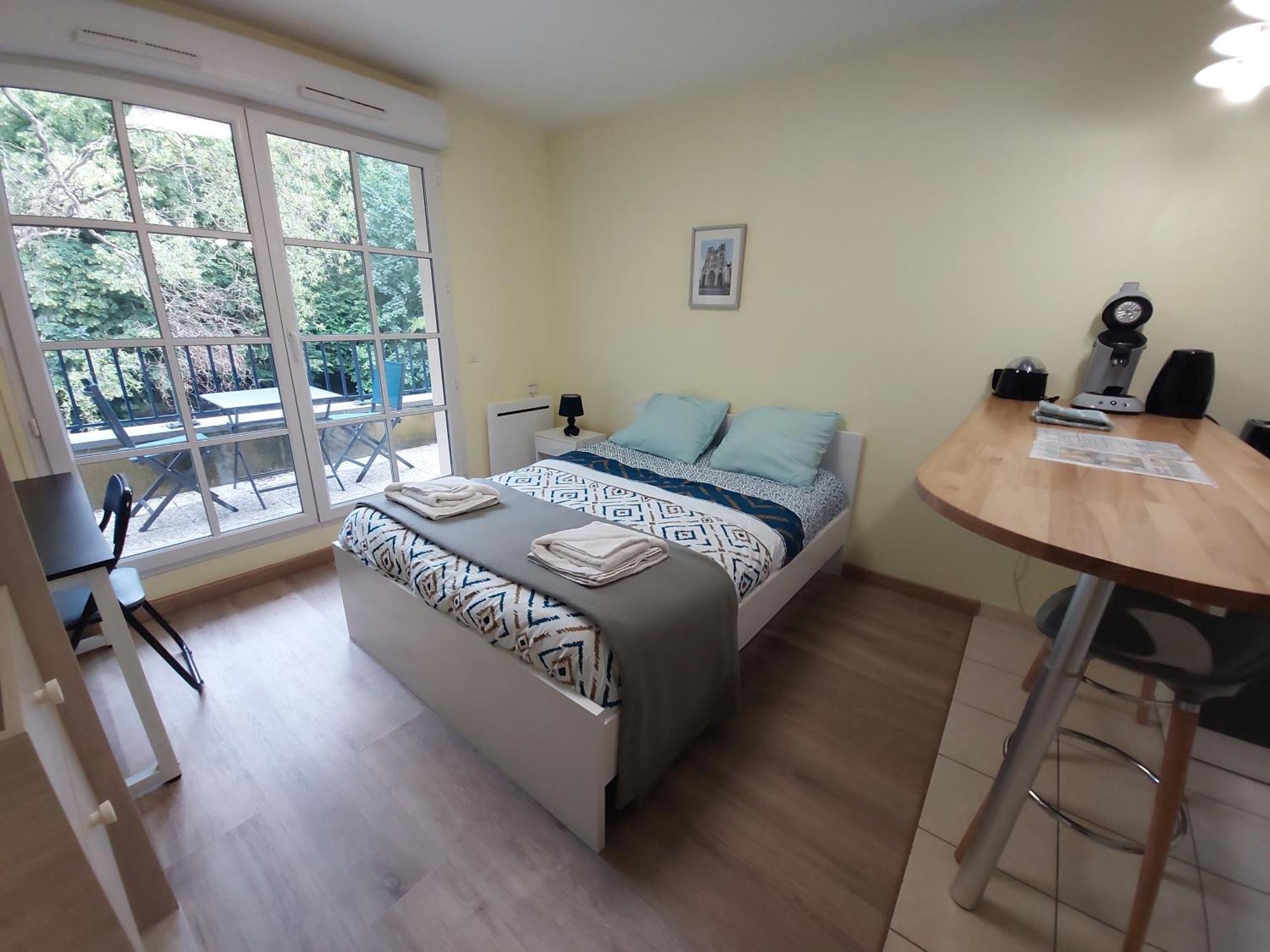 Bonvallet - Studio Paisible Et Chaleureux Avec Balcon Amiens Dış mekan fotoğraf